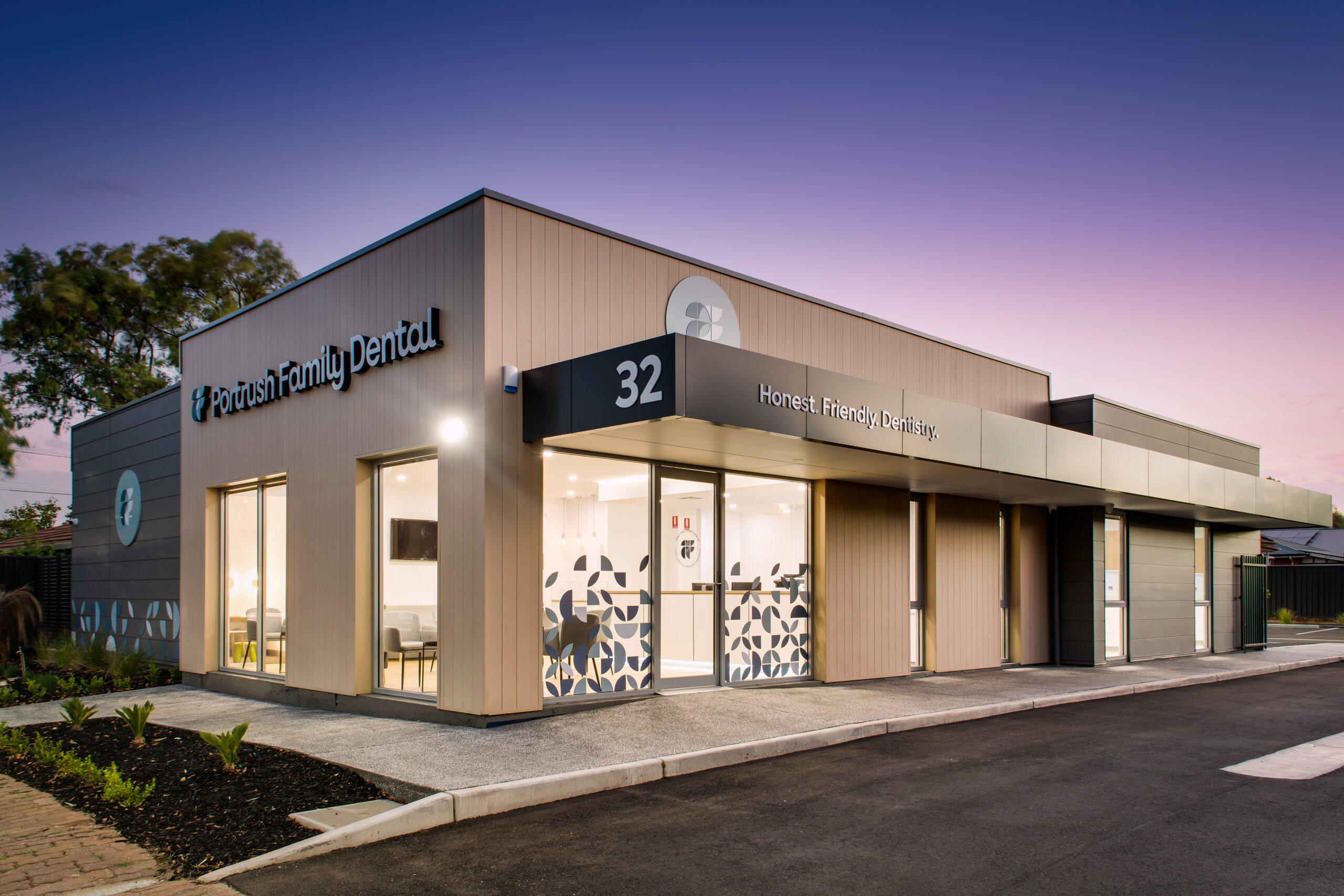 OPTI080 Portrush Family Dental 4 7 scaled - OPTIMA